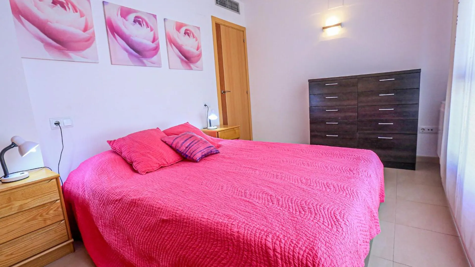 La Salle Litoral - Only Families Cambrils Spain